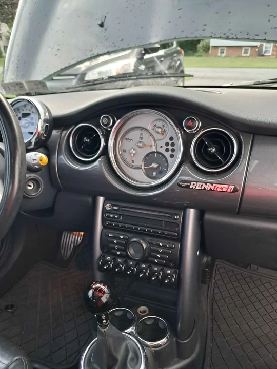 2005 Mini Mini Cooper S 1st Gen - Image 13 of 13
