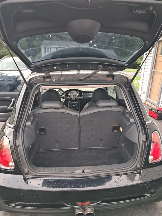 2005 Mini Mini Cooper S 1st Gen - Image 5 of 13