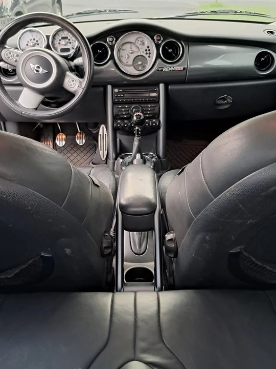 2005 Mini Mini Cooper S 1st Gen - Image 6 of 13