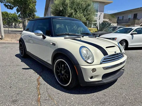 2005 MINI Cooper S Hatchback 2D