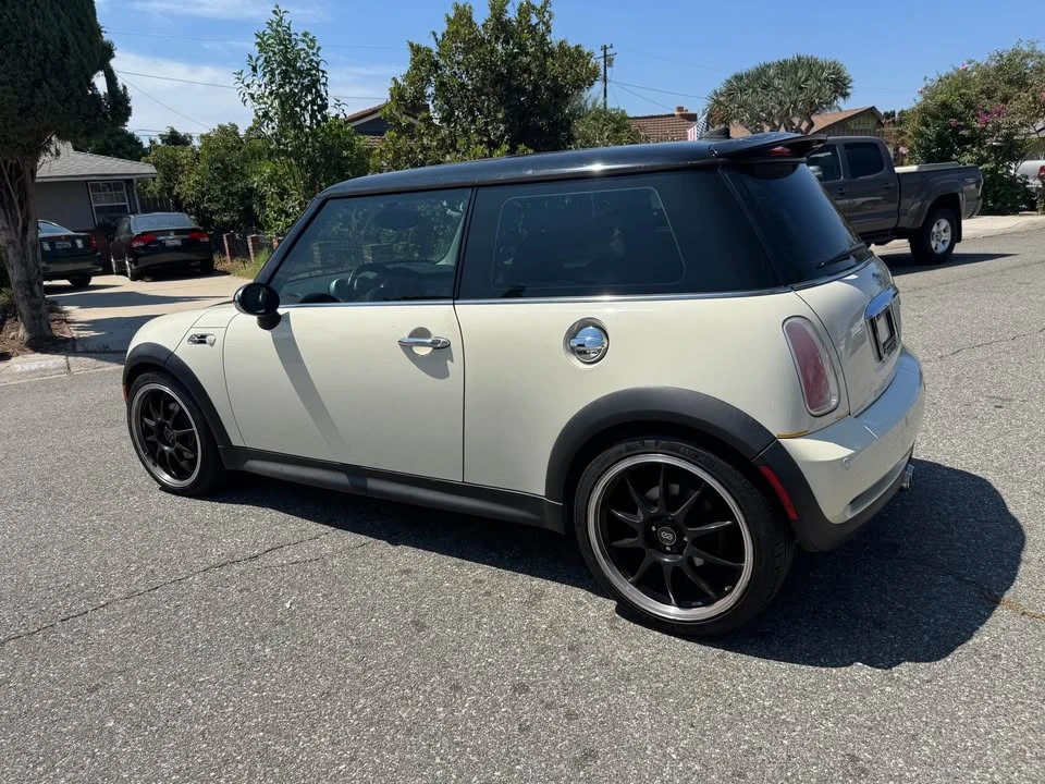 2005 Mini Mini Cooper S 1st Gen - Image 11 of 12
