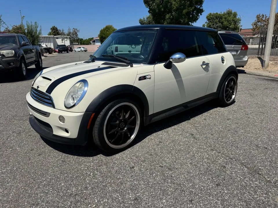 2005 Mini Mini Cooper S 1st Gen - Image 5 of 12