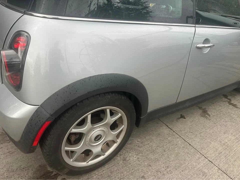 2005 Mini Mini Cooper S 1st Gen - Image 11 of 18