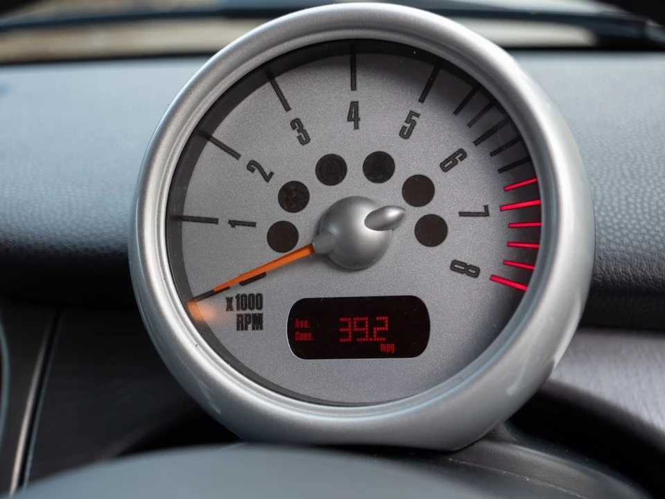2005 Mini Mini Cooper S 1st Gen - Image 21 of 30