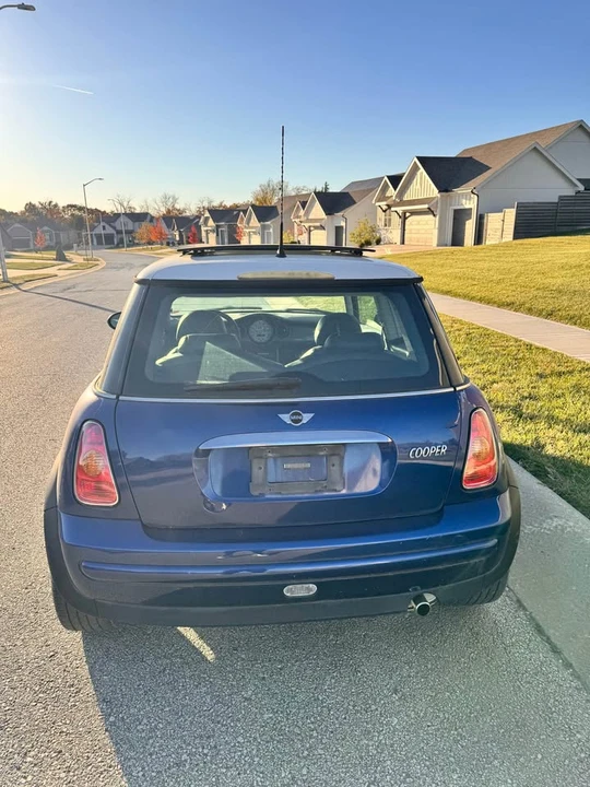 2005 Mini Mini 1st Gen - Image 2 of 7