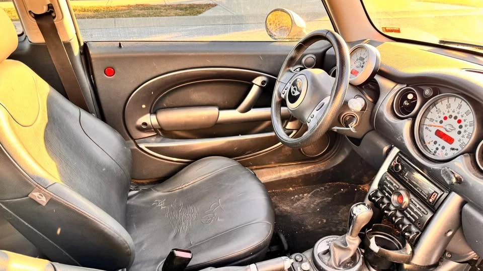 2005 Mini Mini 1st Gen - Image 5 of 7
