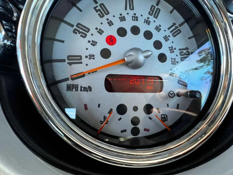 2005 Mini Mini Cooper S 1st Gen - Image 5 of 18