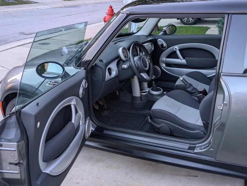 2005 Mini Mini Cooper S 1st Gen - Image 4 of 8