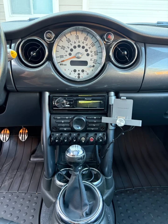 2005 Mini Mini Cooper S 1st Gen - Image 18 of 20