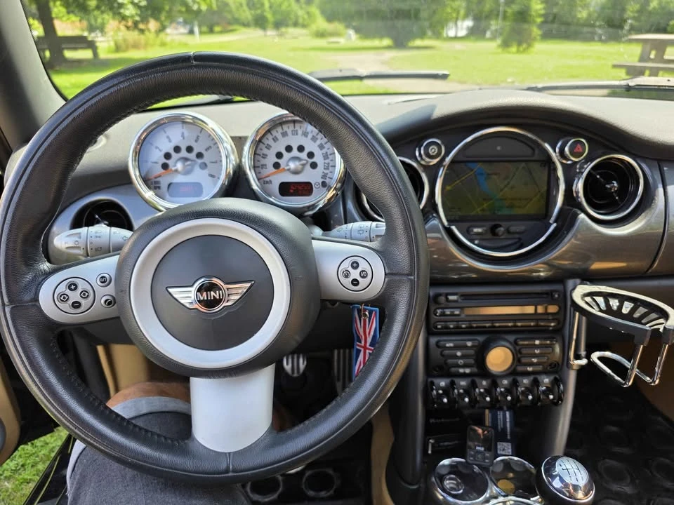 2005 Mini Mini Cooper S 1st Gen - Image 11 of 20