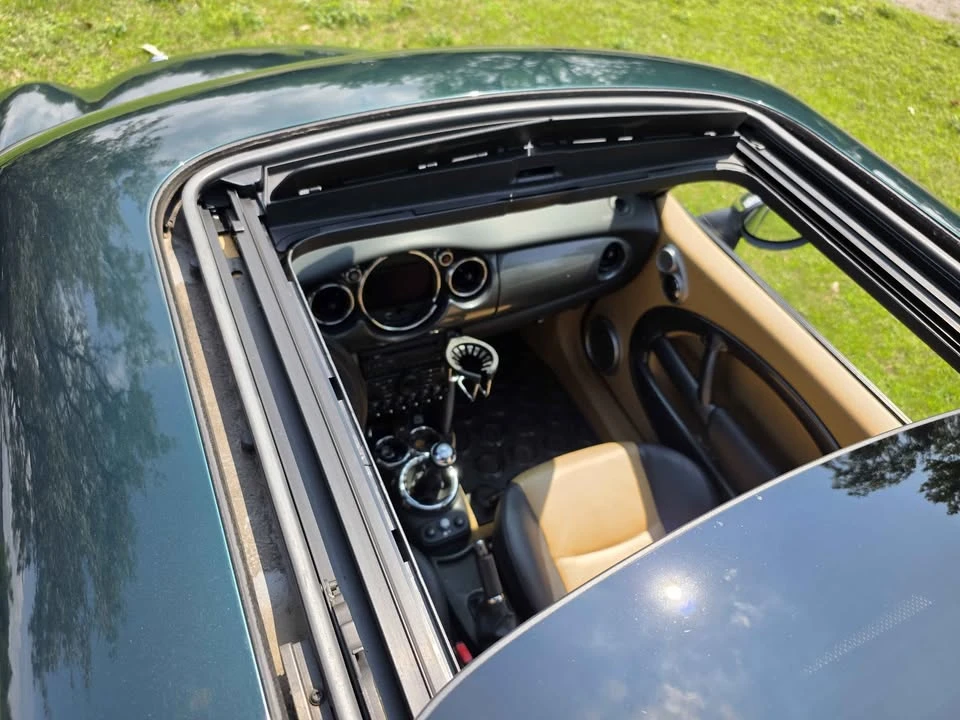 2005 Mini Mini Cooper S 1st Gen - Image 13 of 20