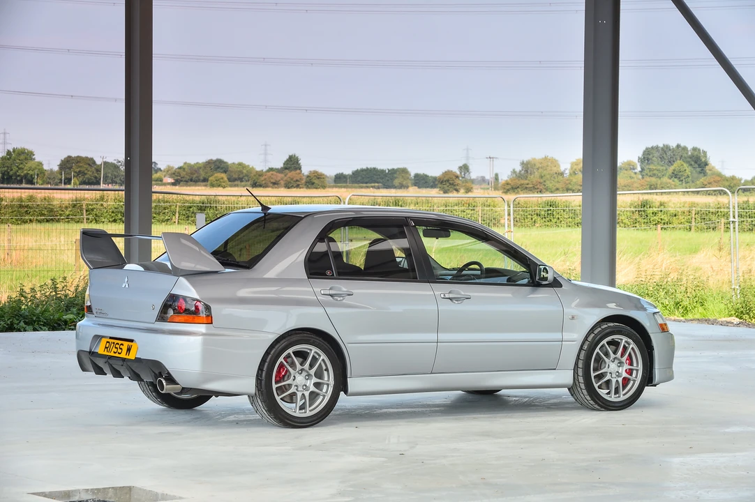 2005 Mitsubishi Lancer Evolution IX 8th Gen - Image 8 of 31