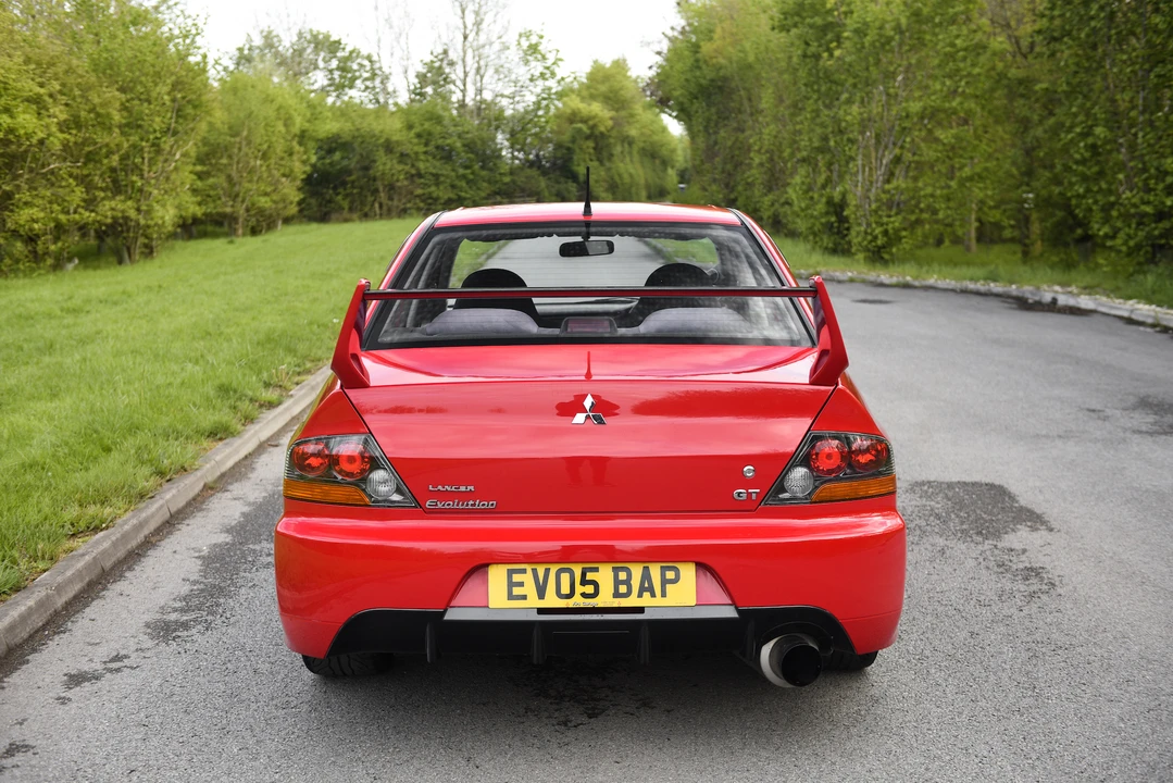 2005 Mitsubishi Lancer Evolution IX 8th Gen - Image 10 of 31