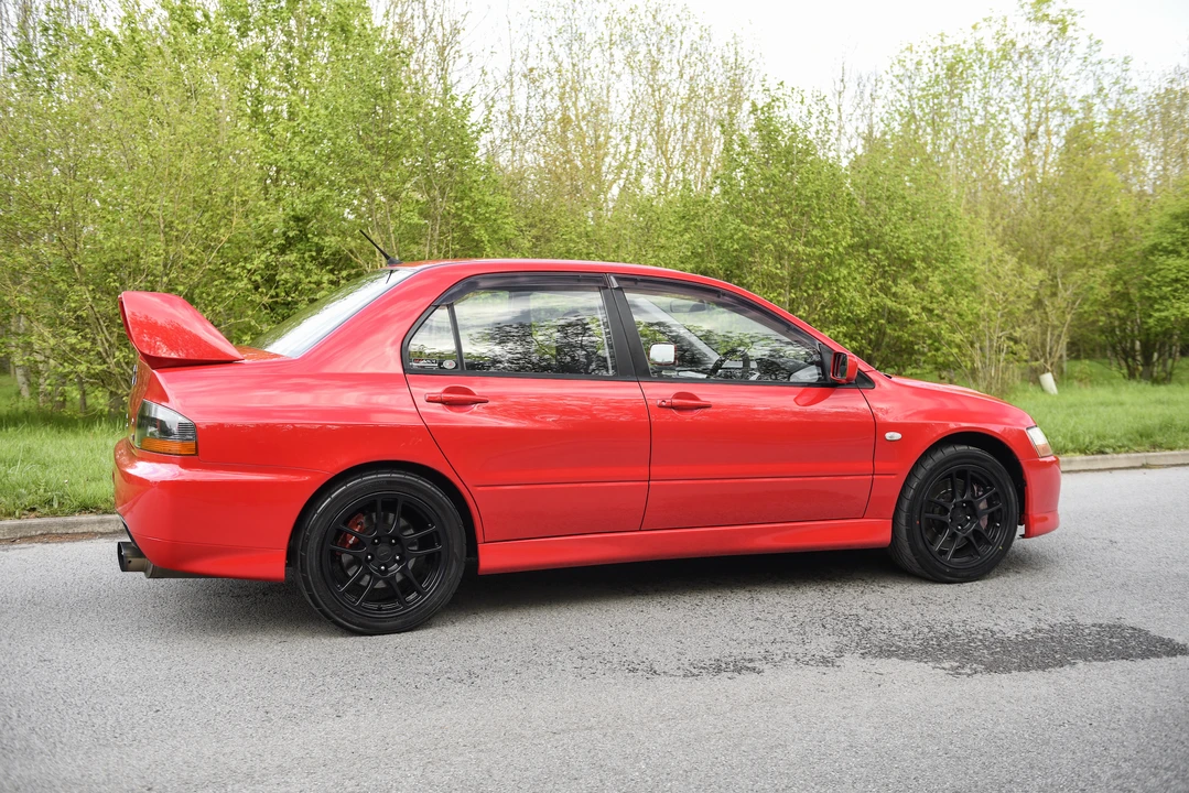 2005 Mitsubishi Lancer Evolution IX 8th Gen - Image 8 of 31
