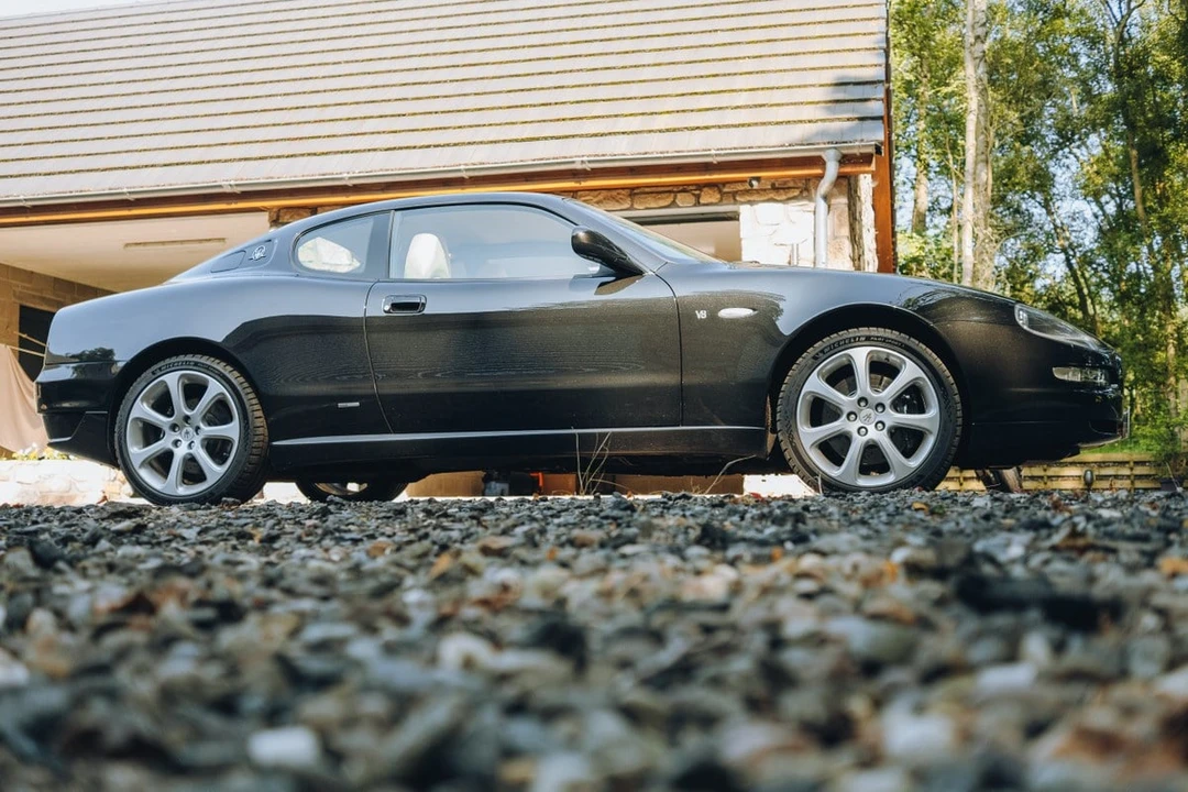 2005 Maserati Coupe - Image 16 of 30