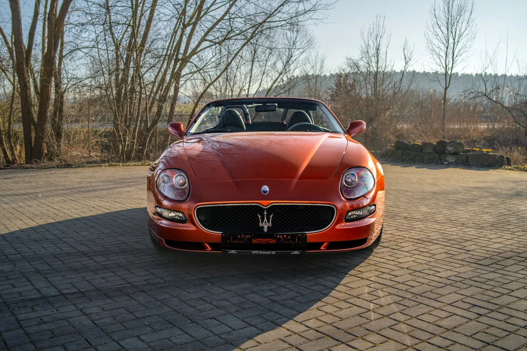 2005 Maserati Spyder - Image 9 of 31