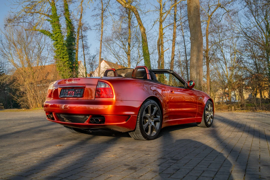 2005 Maserati Spyder - Image 4 of 31