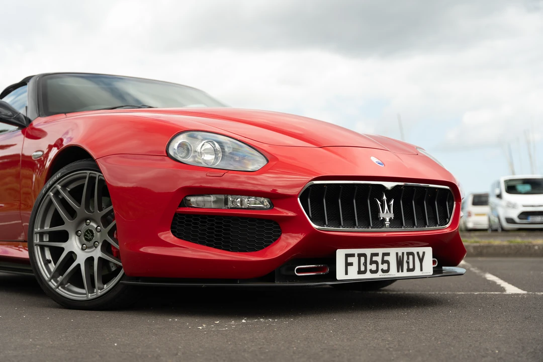 2005 Maserati Spyder - Image 12 of 31