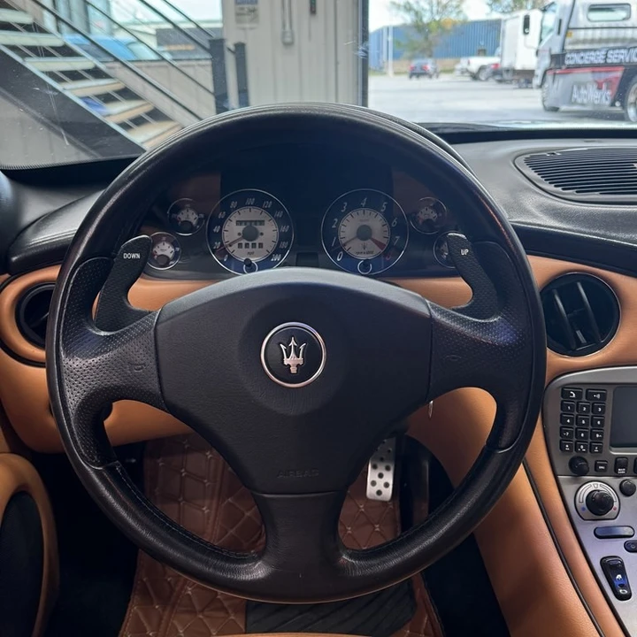 2005 Maserati Coupe - Image 10 of 21