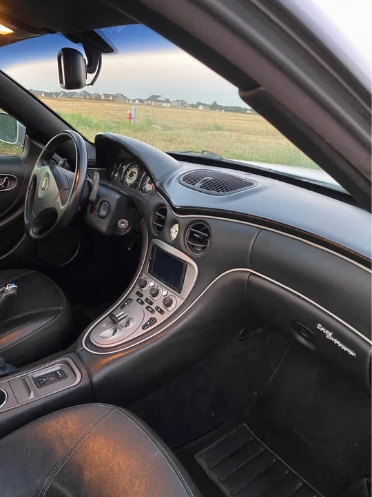 2005 Maserati Coupe - Image 16 of 17