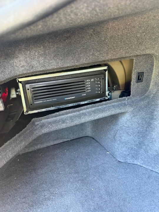 2005 Maserati Coupe - Image 18 of 31