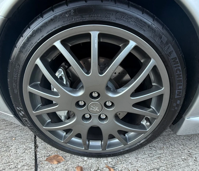 2005 Maserati Coupe - Image 9 of 21