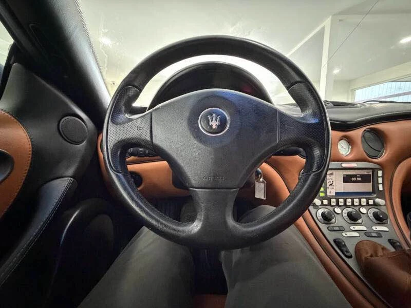 2005 Maserati Spyder - Image 16 of 20