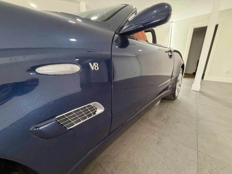 2005 Maserati Spyder - Image 2 of 20