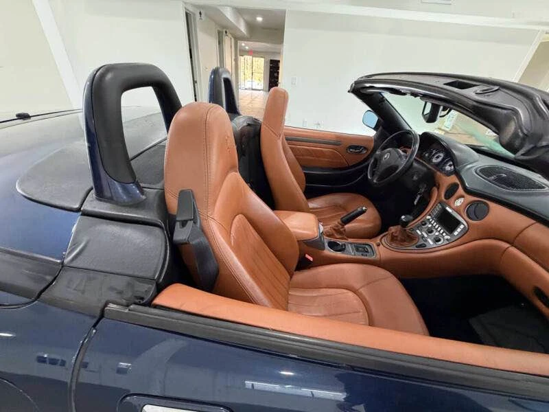2005 Maserati Spyder - Image 11 of 20