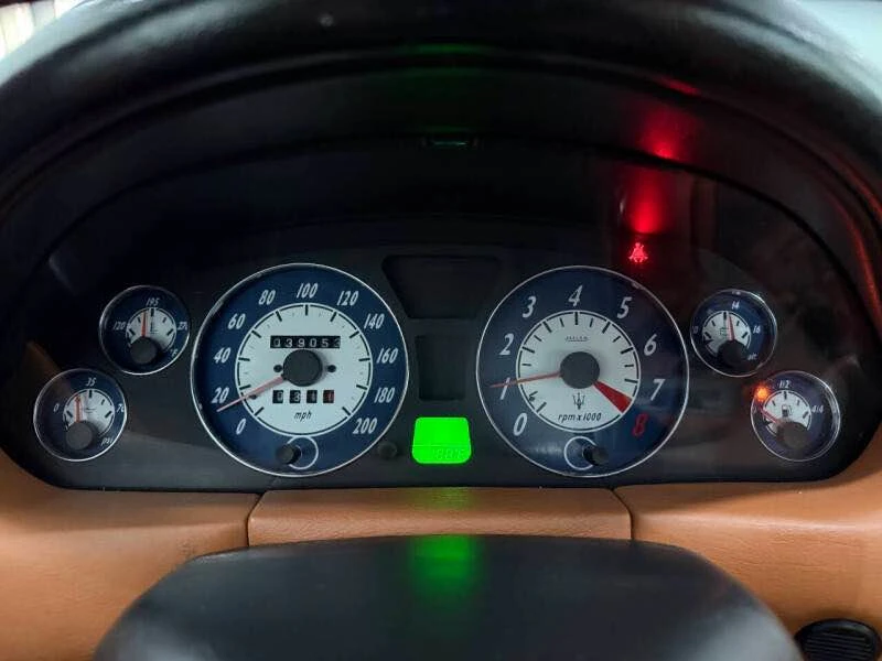 2005 Maserati Spyder - Image 17 of 20