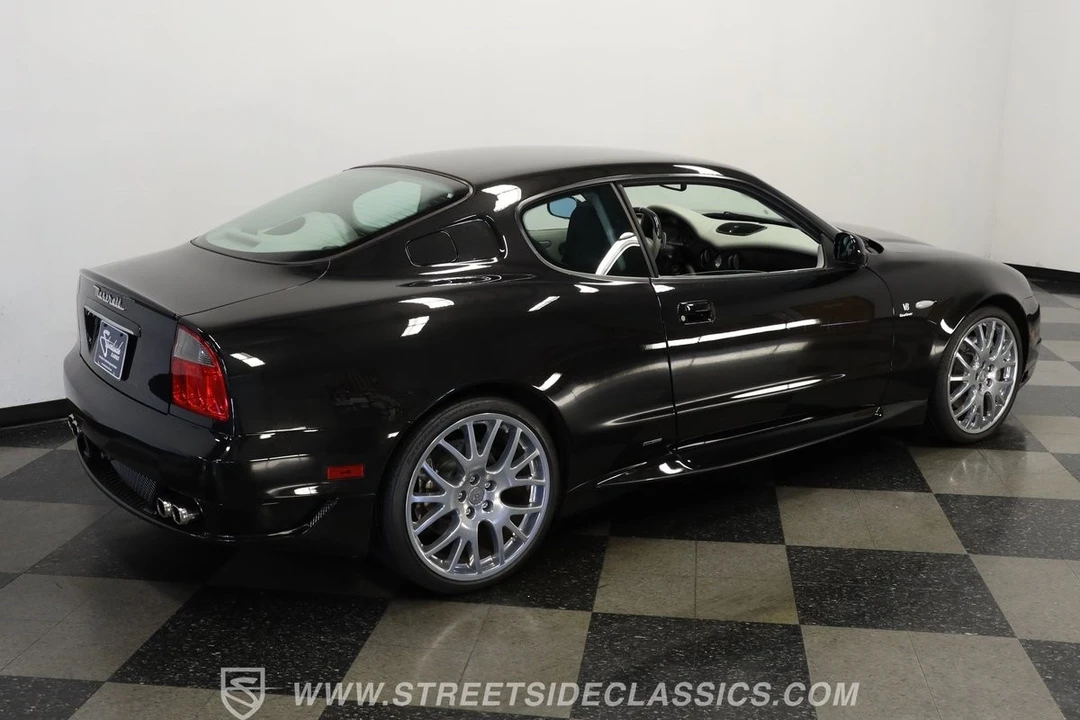 2005 Maserati Coupe - Image 12 of 21