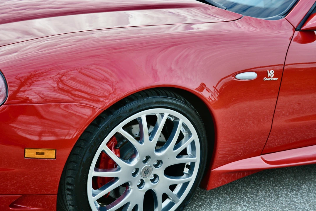 2005 Maserati Coupe - Image 17 of 31