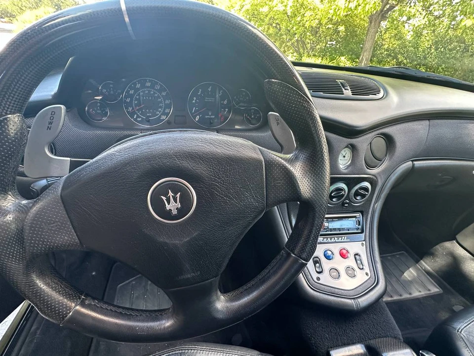 2005 Maserati Coupe - Image 13 of 19