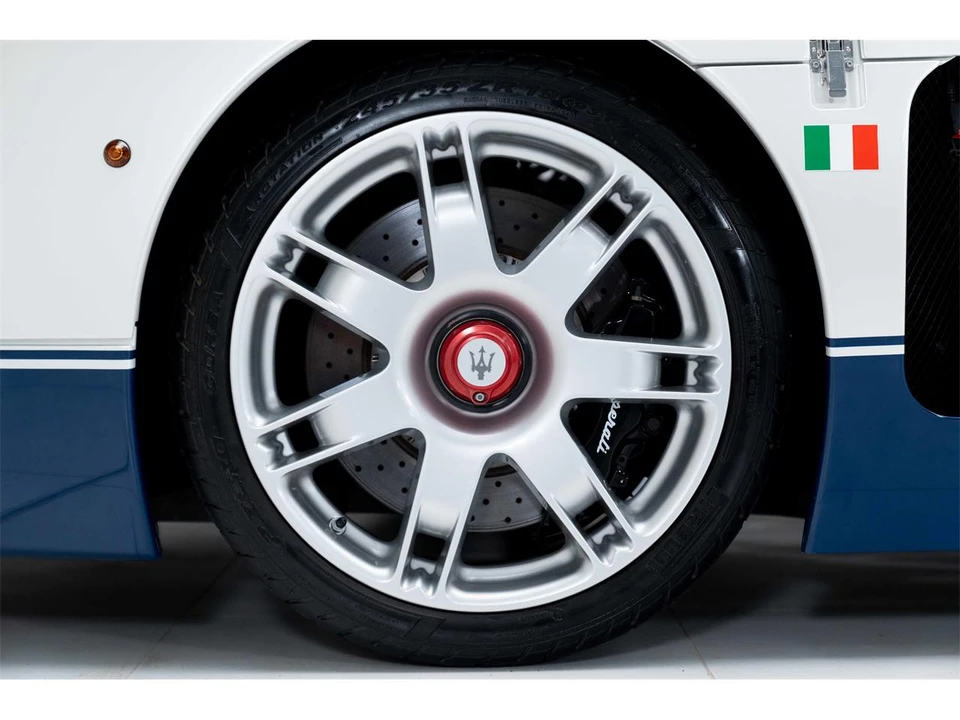 2005 Maserati MC12 - Image 30 of 31