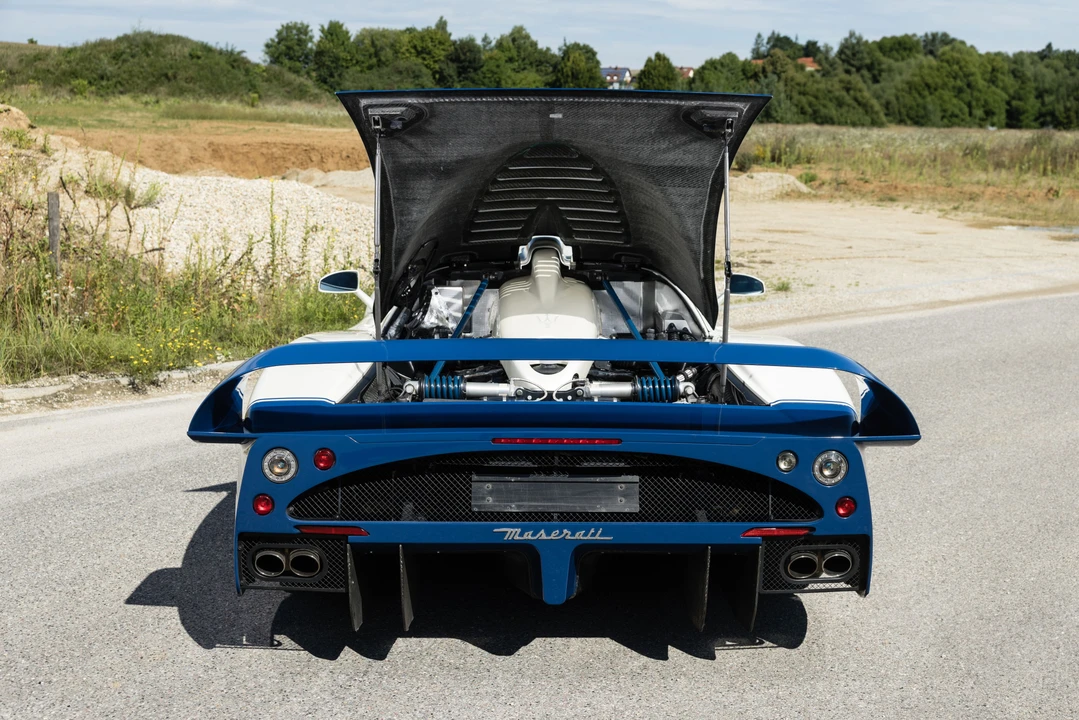 2005 Maserati MC12 - Image 31 of 31