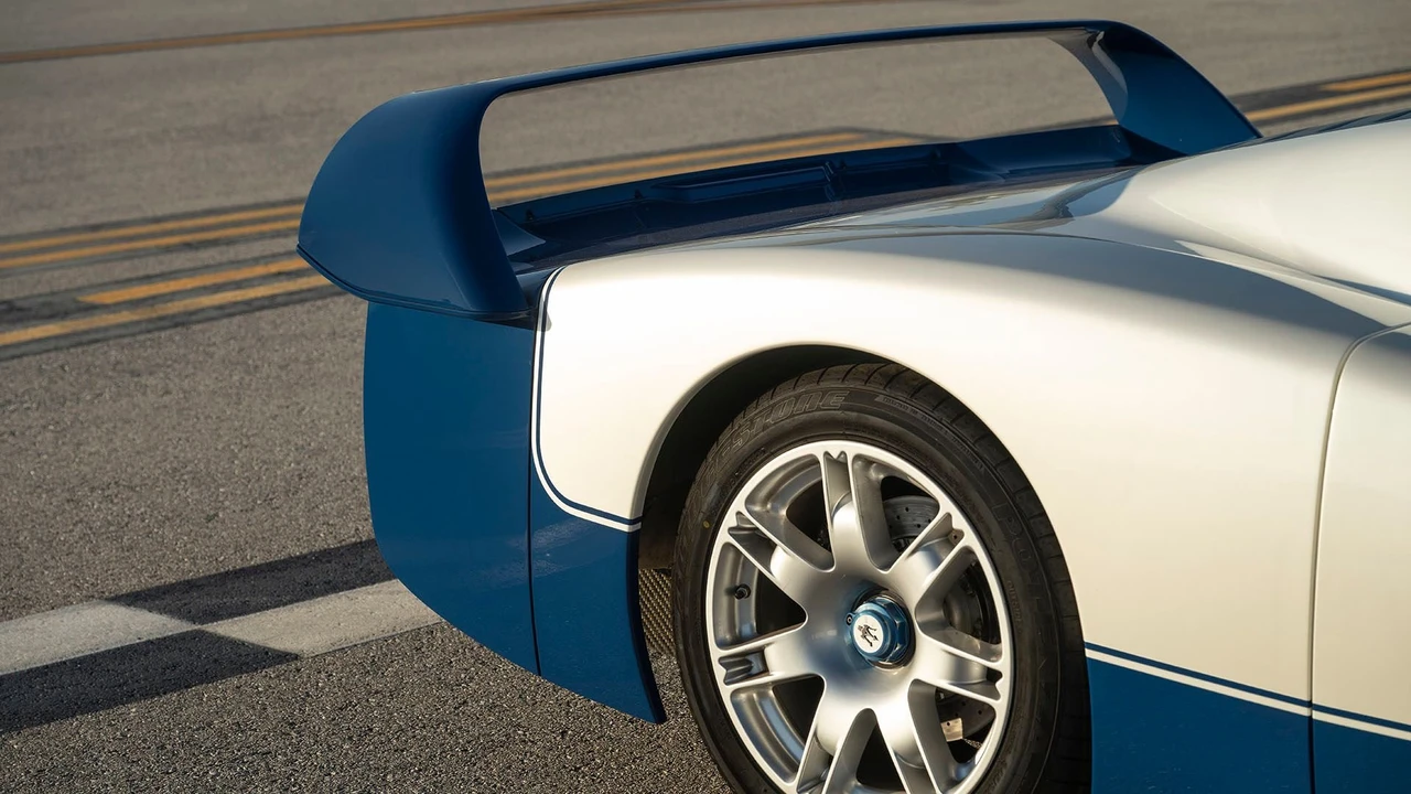 2005 Maserati MC12 - Image 28 of 31