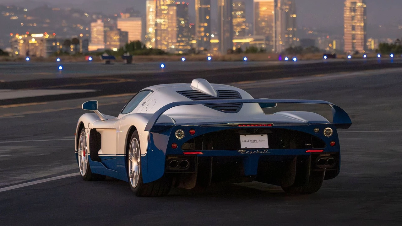 2005 Maserati MC12 - Image 15 of 31