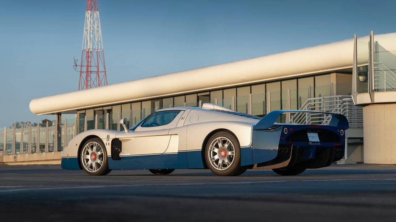 2005 Maserati MC12 - Image 14 of 31