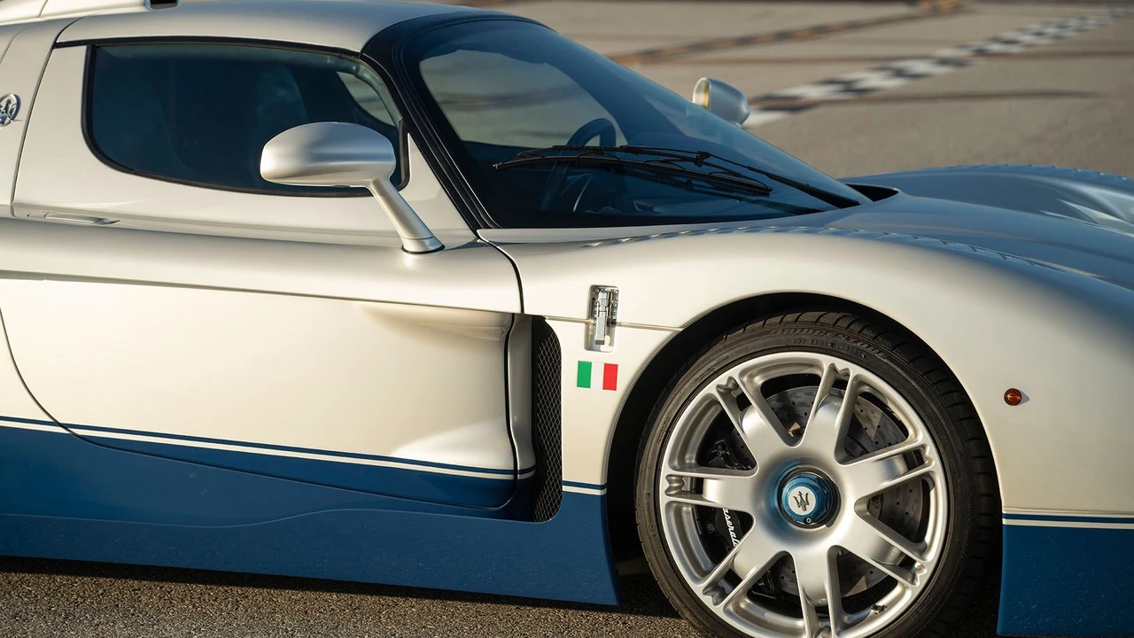2005 Maserati MC12 - Image 25 of 31