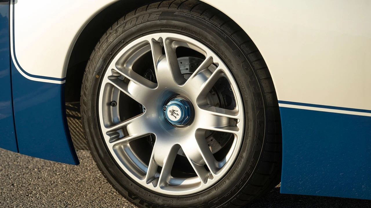 2005 Maserati MC12 - Image 29 of 31