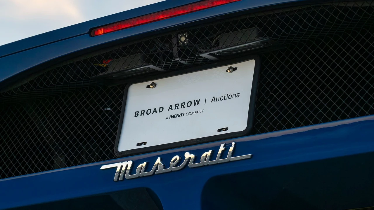 2005 Maserati MC12 - Image 21 of 31