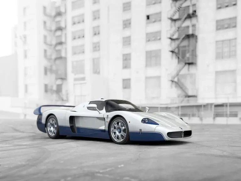 2005 Maserati MC12 - Image 2 of 31