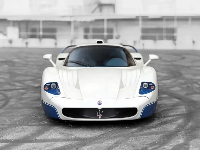 2005 Maserati MC12 - Image 28 of 31