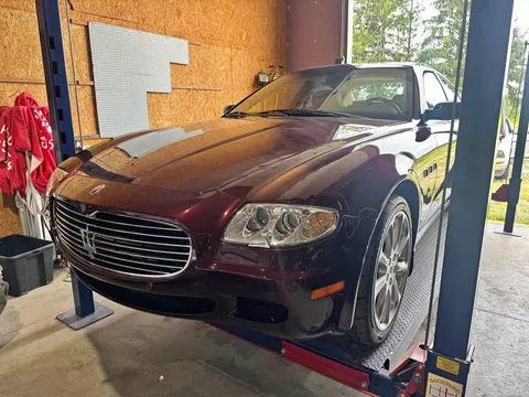 2005 Maserati Quattroporte Executive GT Sedan 4D