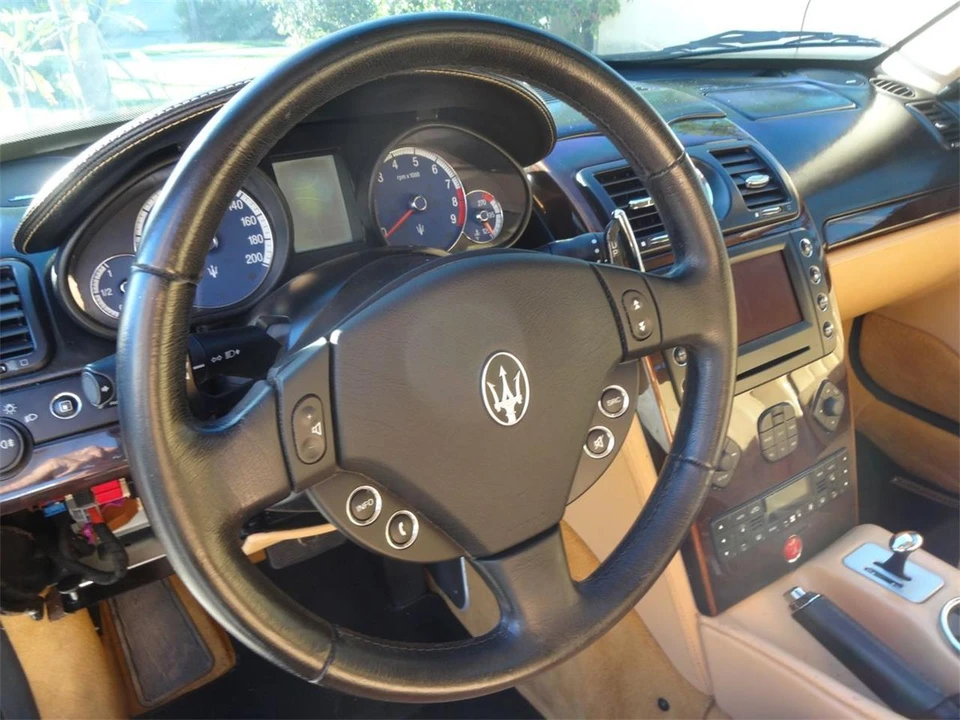 2005 Maserati Quattroporte 5th Gen - Image 29 of 31