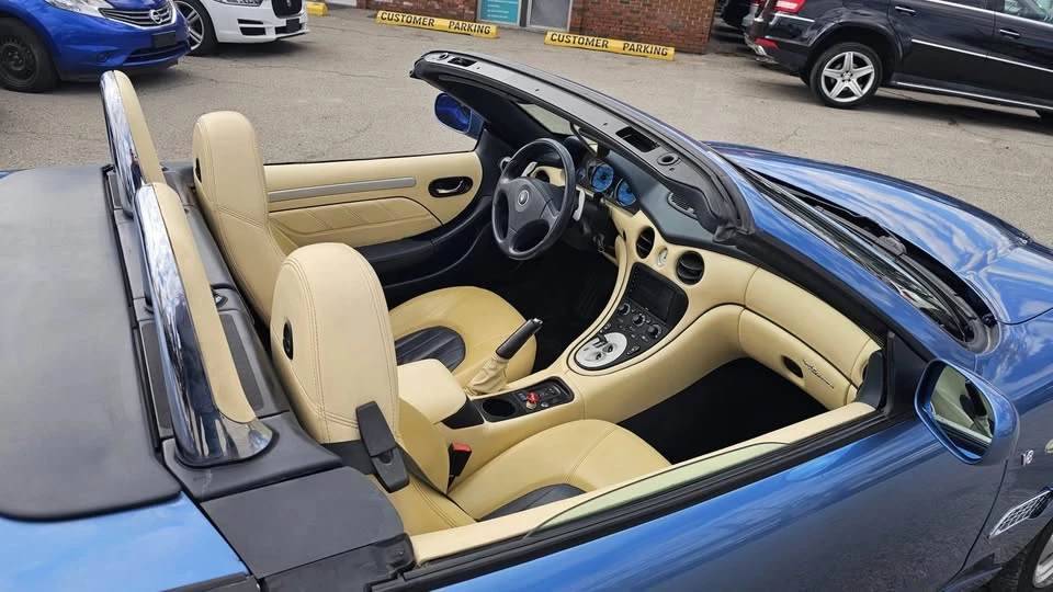 2005 Maserati Spyder - Image 15 of 17