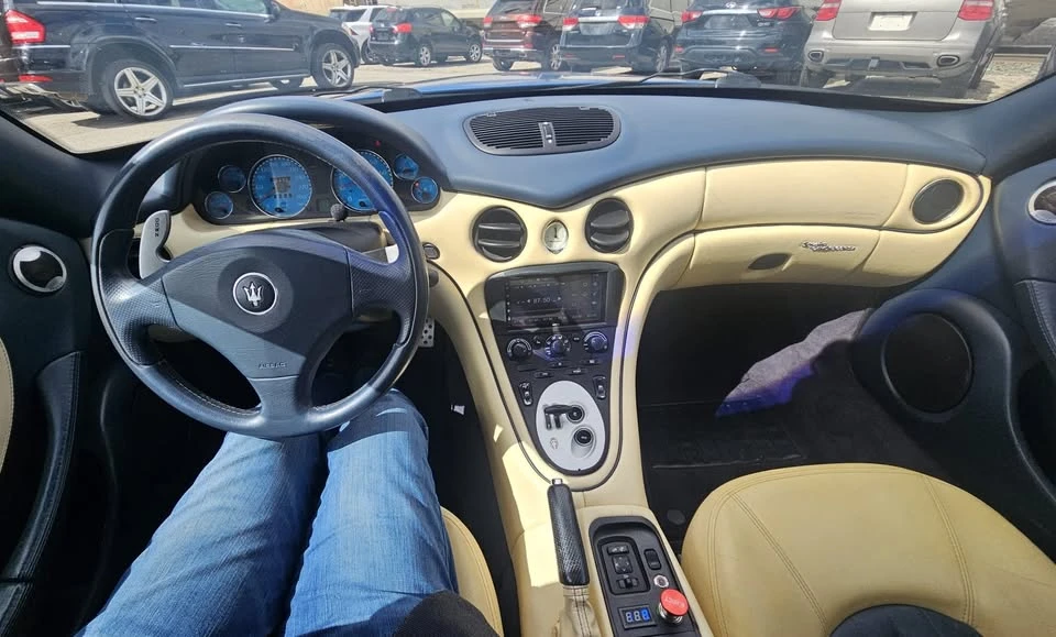 2005 Maserati Spyder - Image 14 of 17