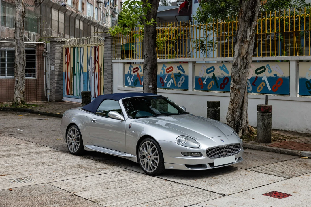 2005 Maserati Spyder - Image 8 of 31