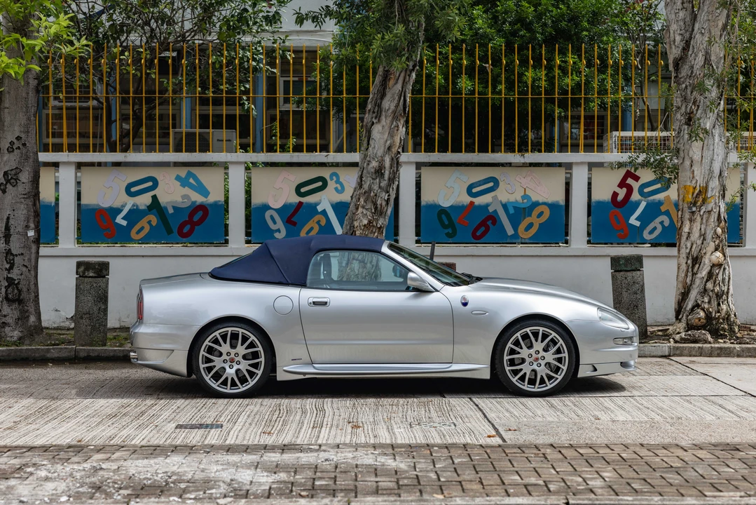 2005 Maserati Spyder - Image 7 of 31