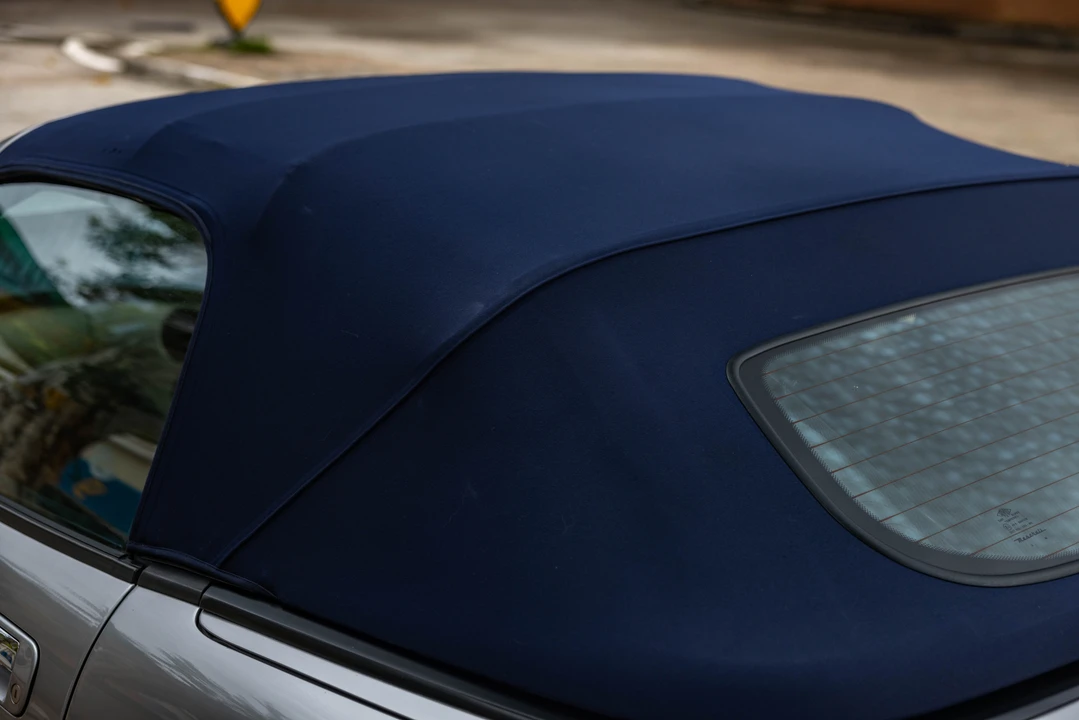 2005 Maserati Spyder - Image 16 of 31